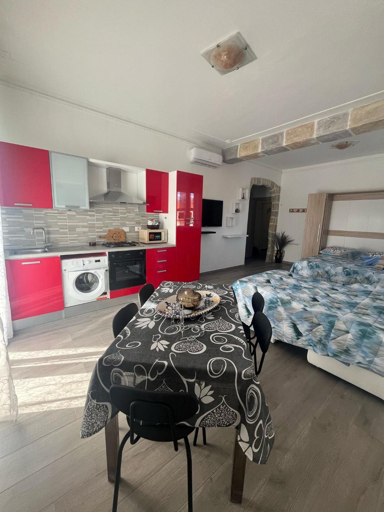 Relax1 Apartment Romito Magra ภายนอก รูปภาพ